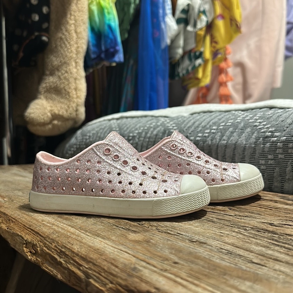Toddler Size 8 Pink Sparkly Natives